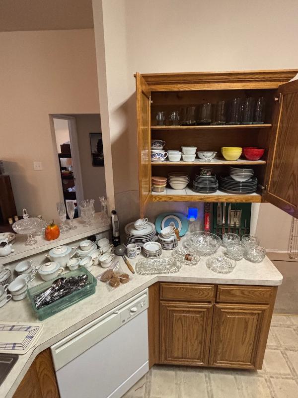 Sale Photo Thumbnail #33