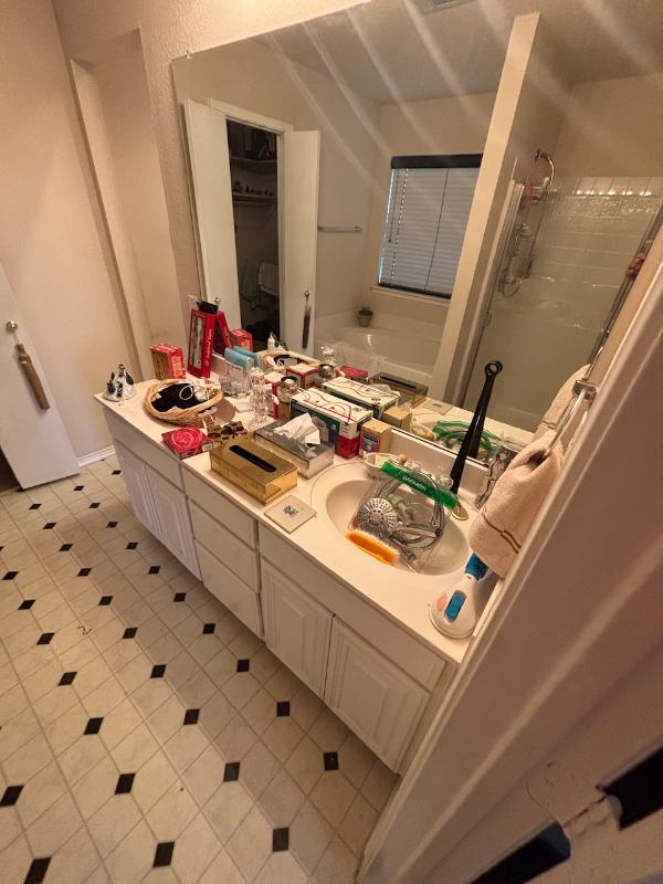 Sale Photo Thumbnail #59