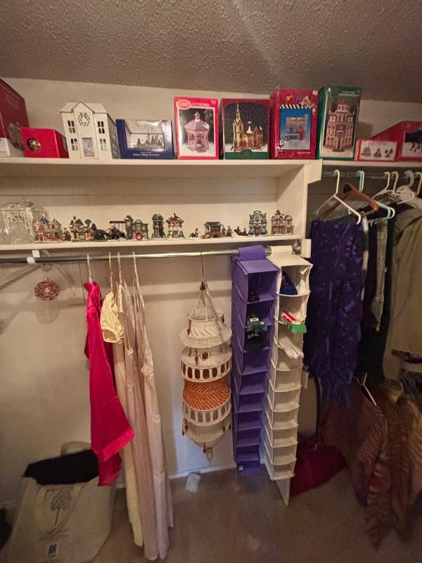 Sale Photo Thumbnail #63