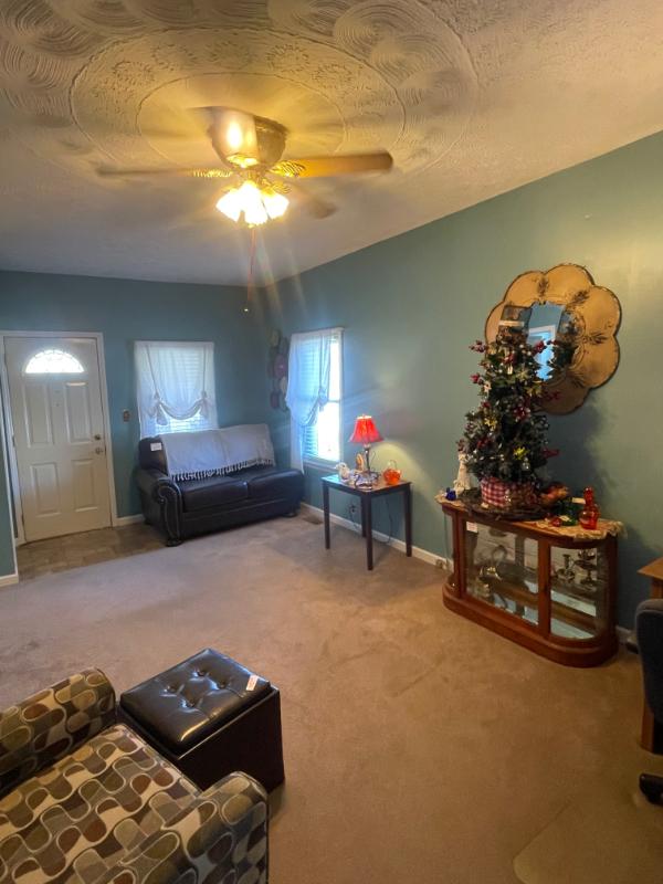 Sale Photo Thumbnail #2