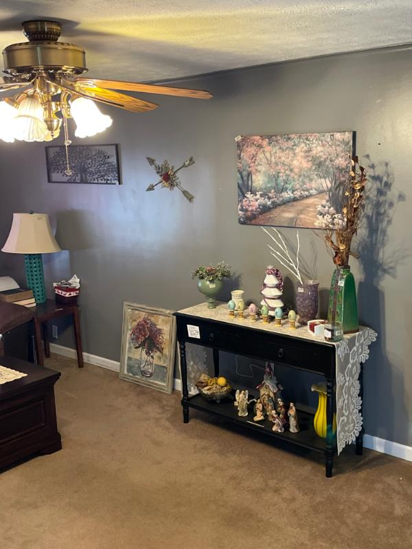 Sale Photo Thumbnail #5