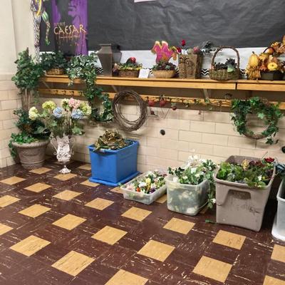 Sale Photo Thumbnail #98