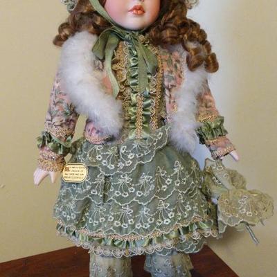 Erin Lexington Hall doll