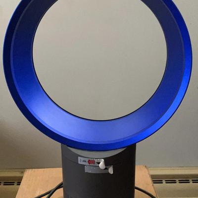 Dyson Am06 Table Fan