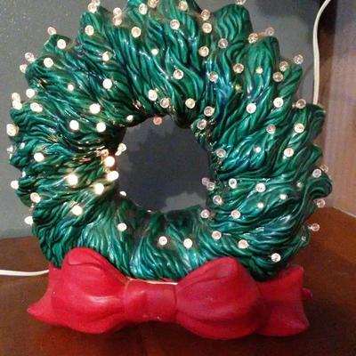 Ceramic Light-Up Wreath