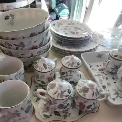 "Buckingham" by Andrea by Sadek