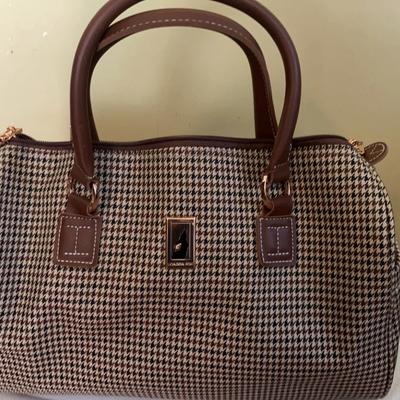 London Fog Overnight Travel Bag