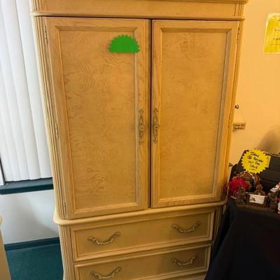 Sale Photo Thumbnail #17