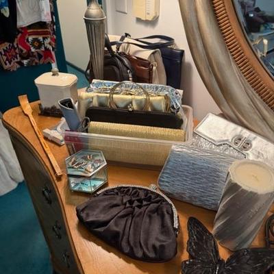 Sale Photo Thumbnail #37