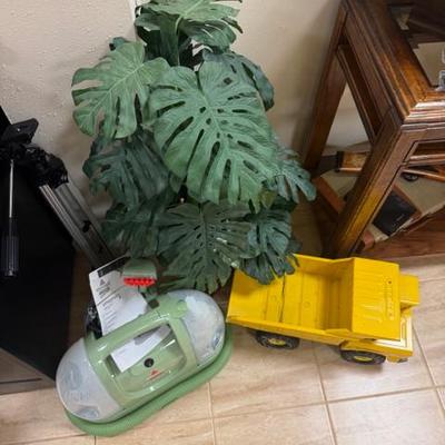 Sale Photo Thumbnail #98