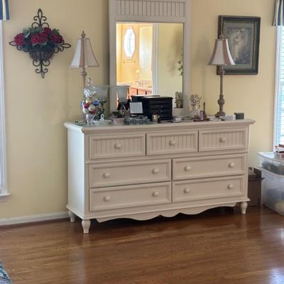 Sale Photo Thumbnail #48