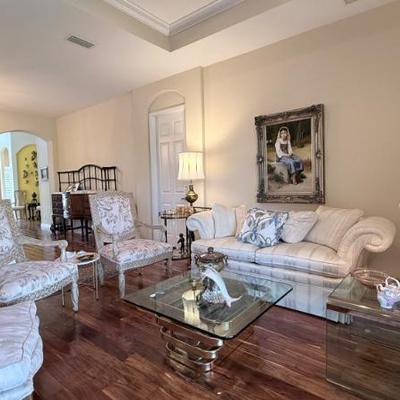 Sale Photo Thumbnail #5