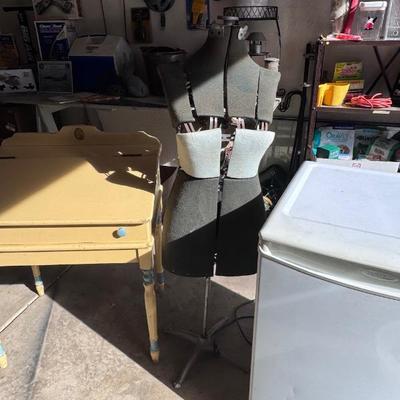 Sale Photo Thumbnail #562