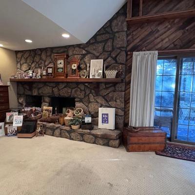 Sale Photo Thumbnail #335