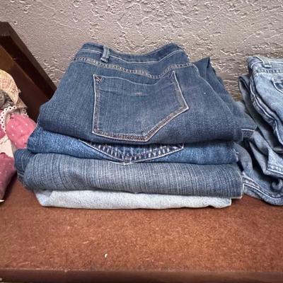 Sale Photo Thumbnail #282