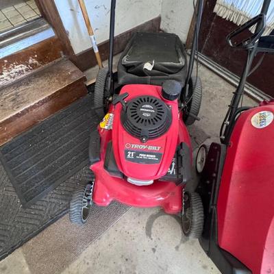 Sale Photo Thumbnail #570