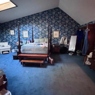 Sale Photo Thumbnail #305