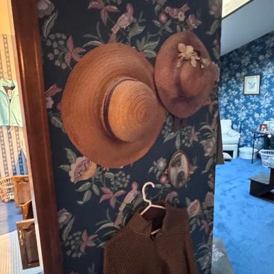 Sale Photo Thumbnail #255