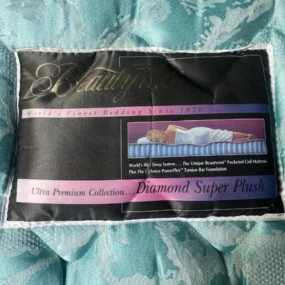 Sale Photo Thumbnail #596