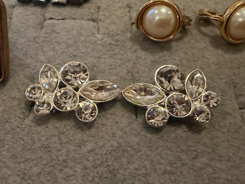 Sale Photo Thumbnail #616