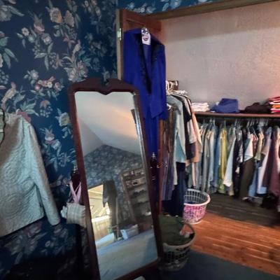 Sale Photo Thumbnail #270