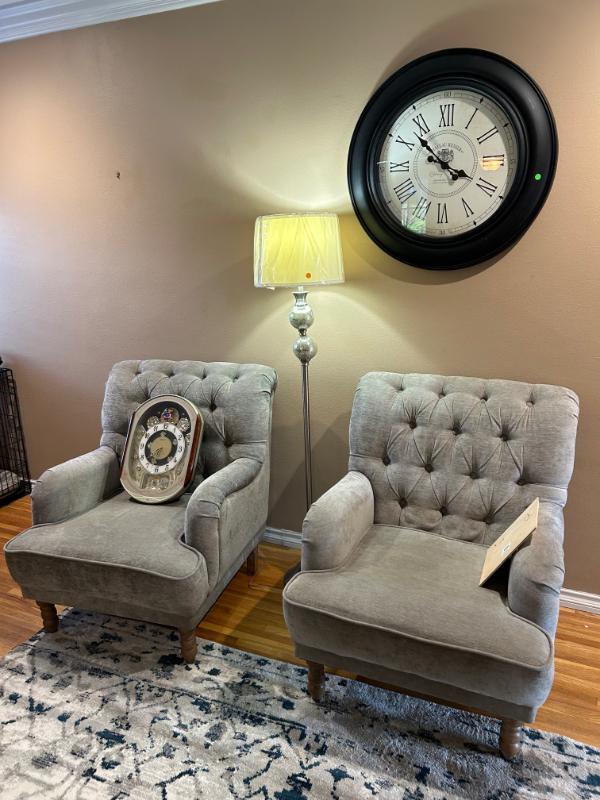 Sale Photo Thumbnail #2