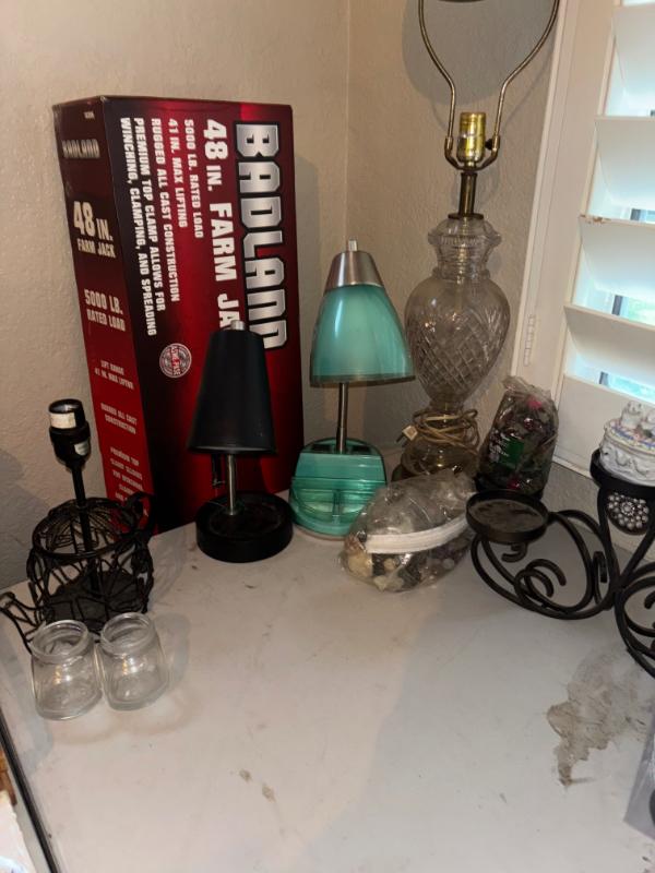 Sale Photo Thumbnail #117