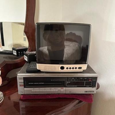 Sale Photo Thumbnail #102