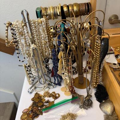 Sale Photo Thumbnail #188