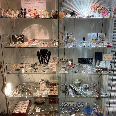 Sale Photo Thumbnail #24