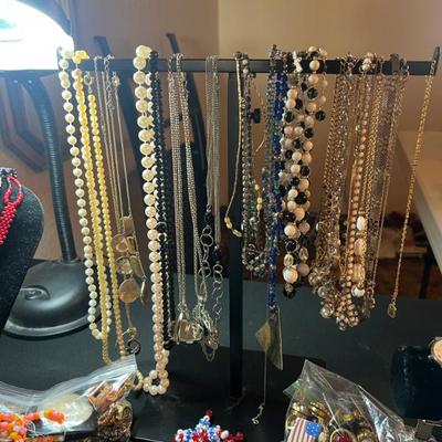 Sale Photo Thumbnail #128