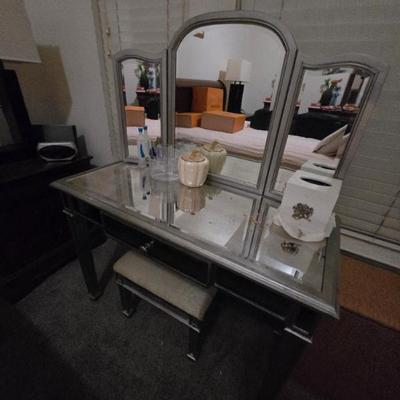 Sale Photo Thumbnail #110