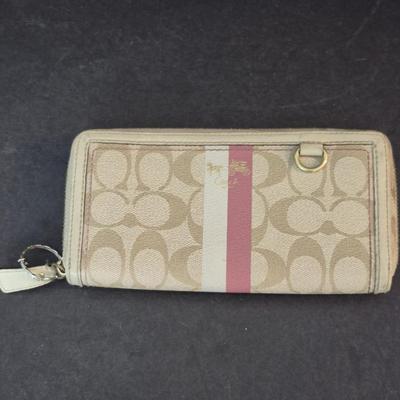 Vintage Coach Heritage Stripe Accordion Zip Around Wallet