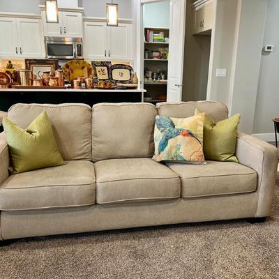 Sale Photo Thumbnail #15