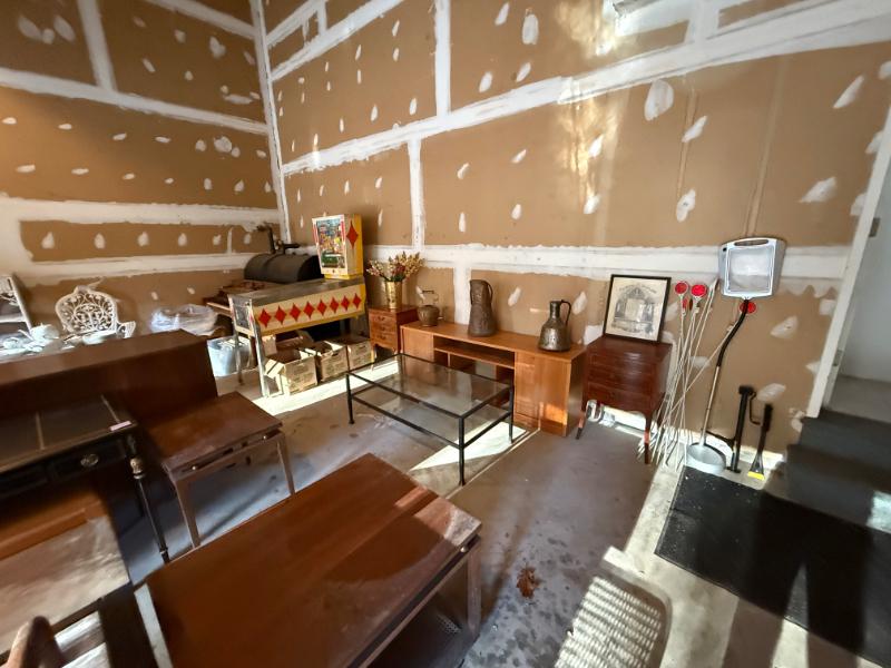 Sale Photo Thumbnail #15