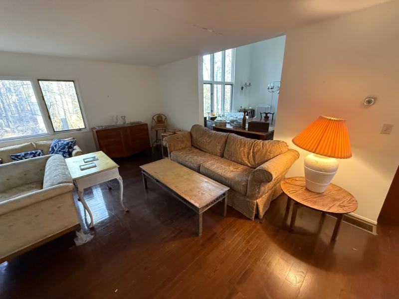 Sale Photo Thumbnail #6