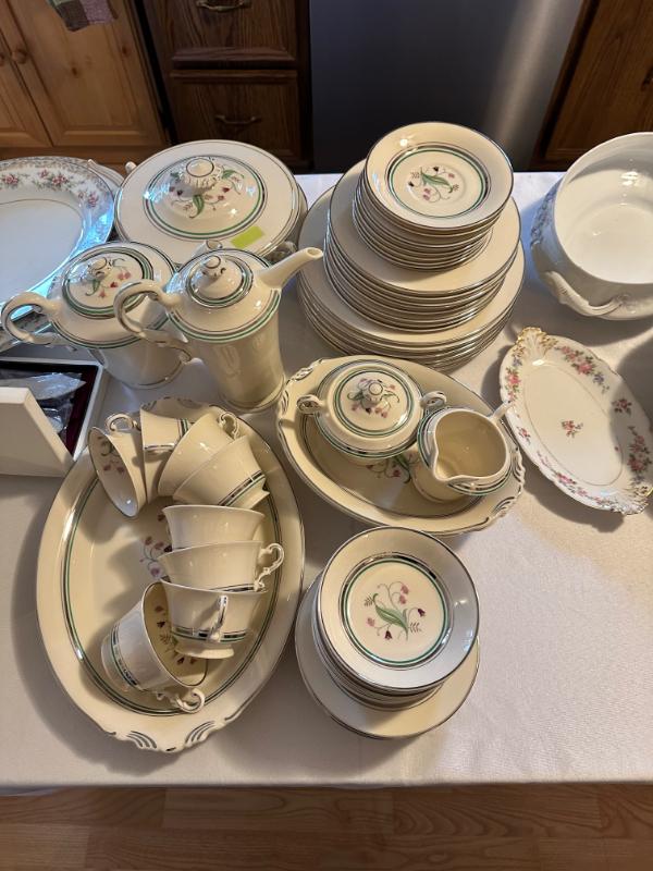 Sale Photo Thumbnail #136