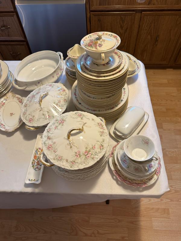 Sale Photo Thumbnail #137