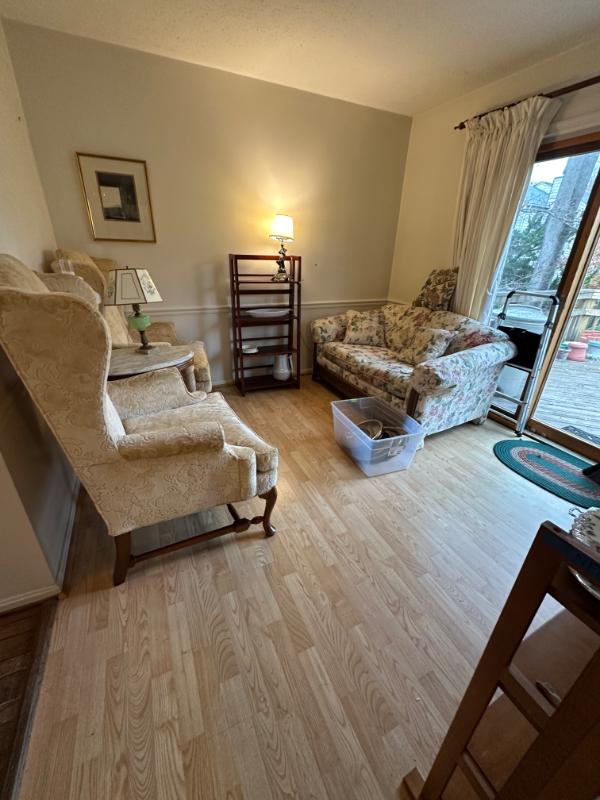 Sale Photo Thumbnail #146