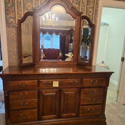 Sale Photo Thumbnail #15