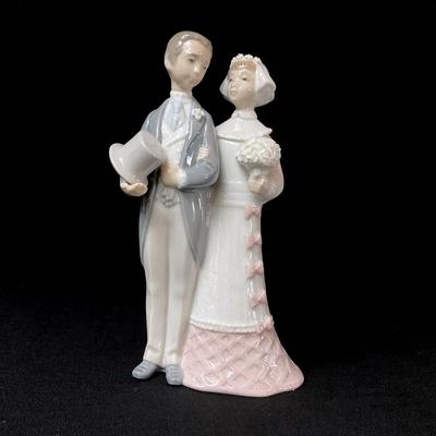 Lladró “Wedding Bride & Groom”