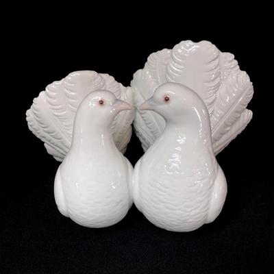 Lladró “Couple Of Doves”