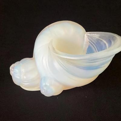 Sabino Opalescent Glass Snail Shell II