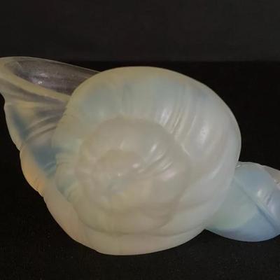 Sabino Opalescent Glass Snail Shell I