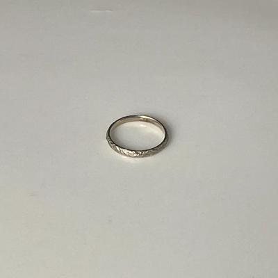 Vintage 14K White Gold Baby Ring