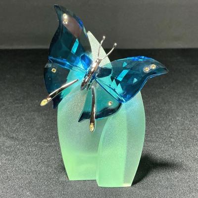 Retired Swarovski Blue Turquoise Crystal Butterfly Figurine