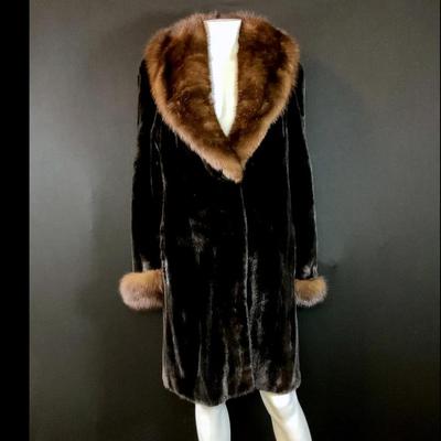Sakowitz Blackglama Mink Fur Coat