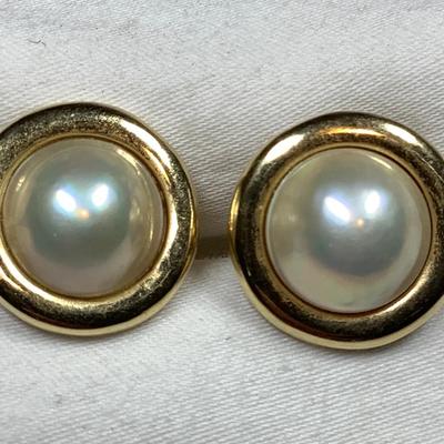 14k Mother Of Pearl Earrings