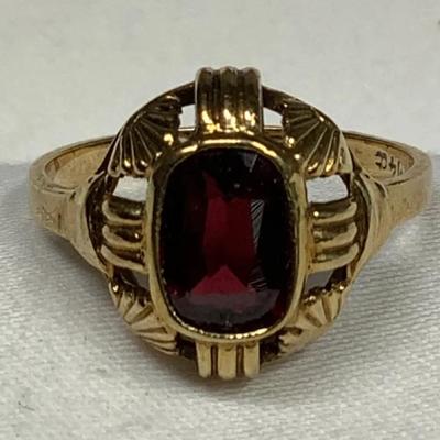 14k Garnet Ring
