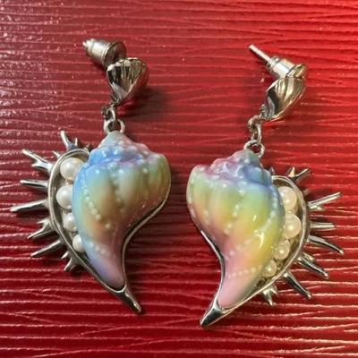 Franz Collection Sea Shell Earrings, Hand Painted Porcelain